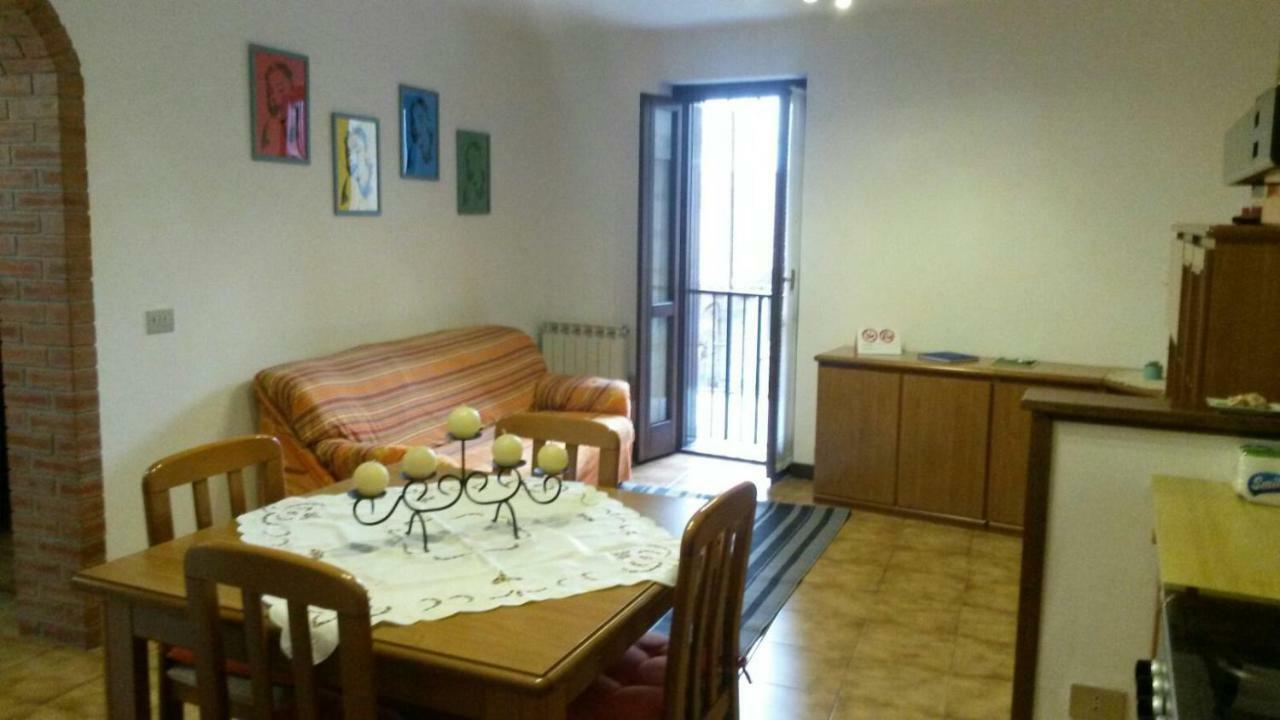 Casa Vacanze Dalia مارون المظهر الخارجي الصورة